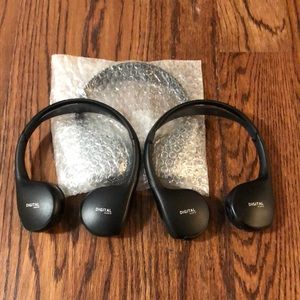 GM Digital Audio Headsets, 3 Sets